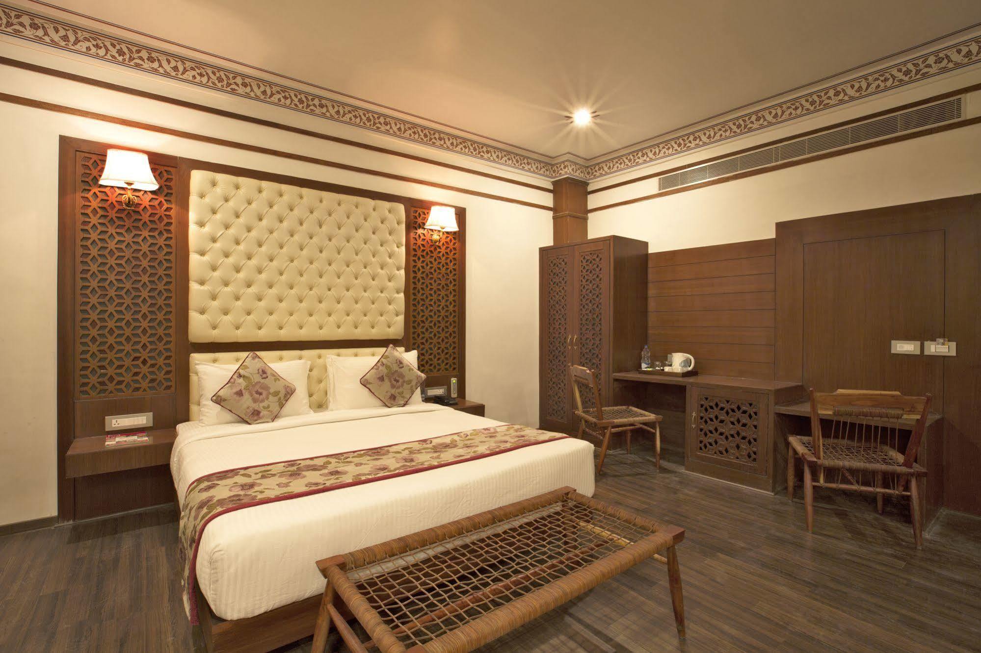 Regenta Resort Vanya Mahal Ranthambore Sawai Madhopur Eksteriør bilde