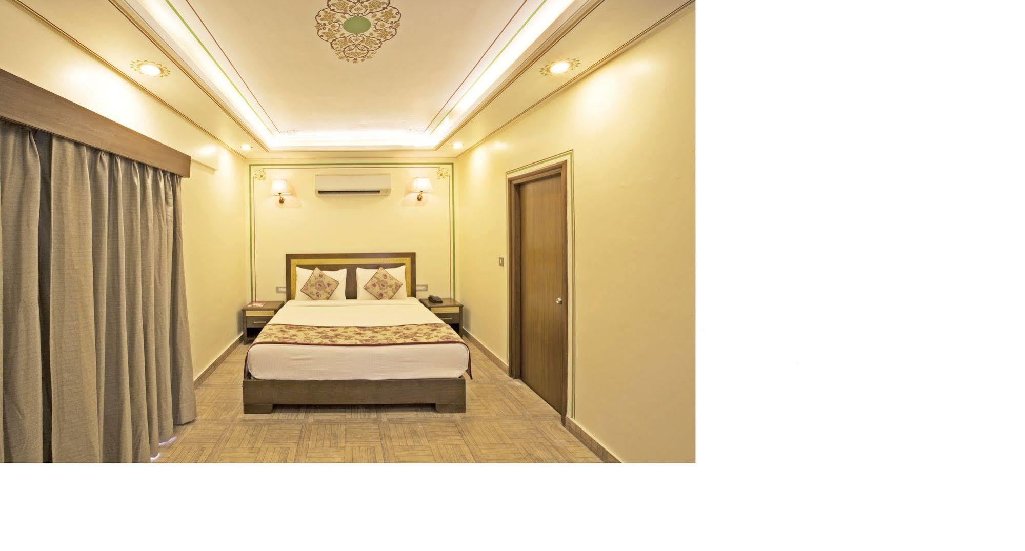 Regenta Resort Vanya Mahal Ranthambore Sawai Madhopur Eksteriør bilde